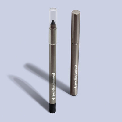 Stylo à sourcils foncé